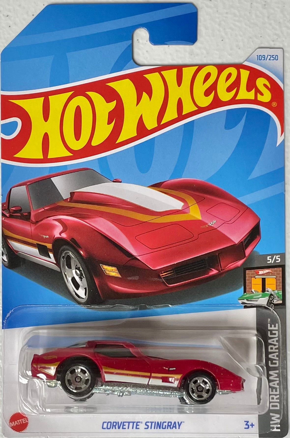 Hot Wheels 1:64 die cast Chevy Corvette Stingray
