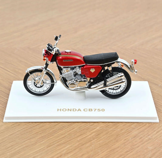 Norev 1:18 die cast 1969 Honda CB750 Metallic Red