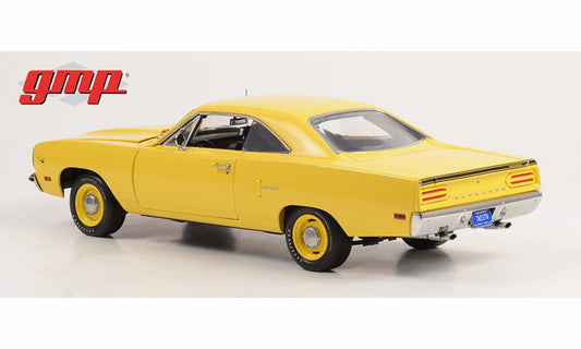 GMP 1:18 die cast 1970 Plymouth Road Runner