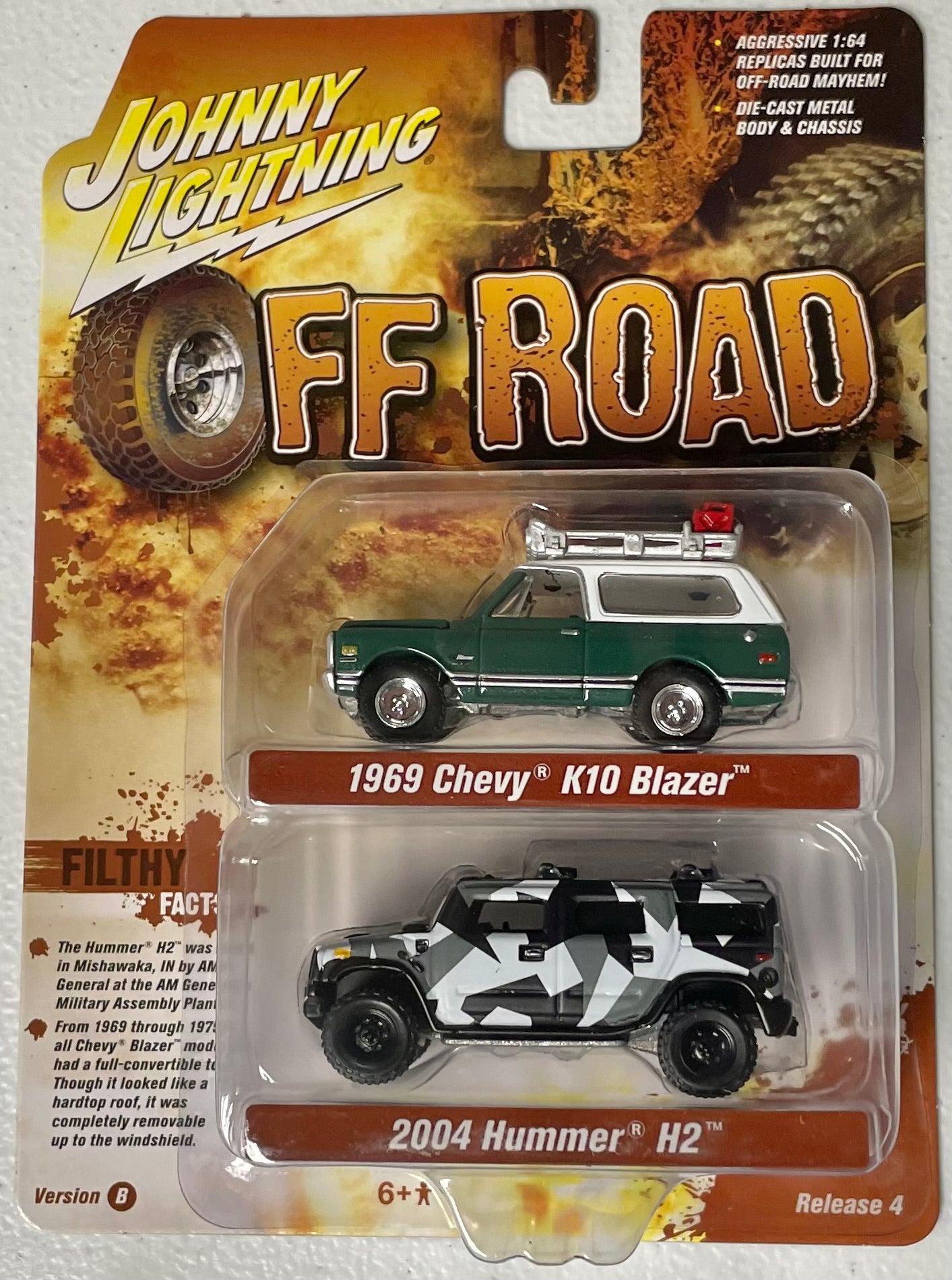Johnny Lightning 1:64 die cast Chevy K10 Blazer and Hummer H2 Off Road 2 Pack