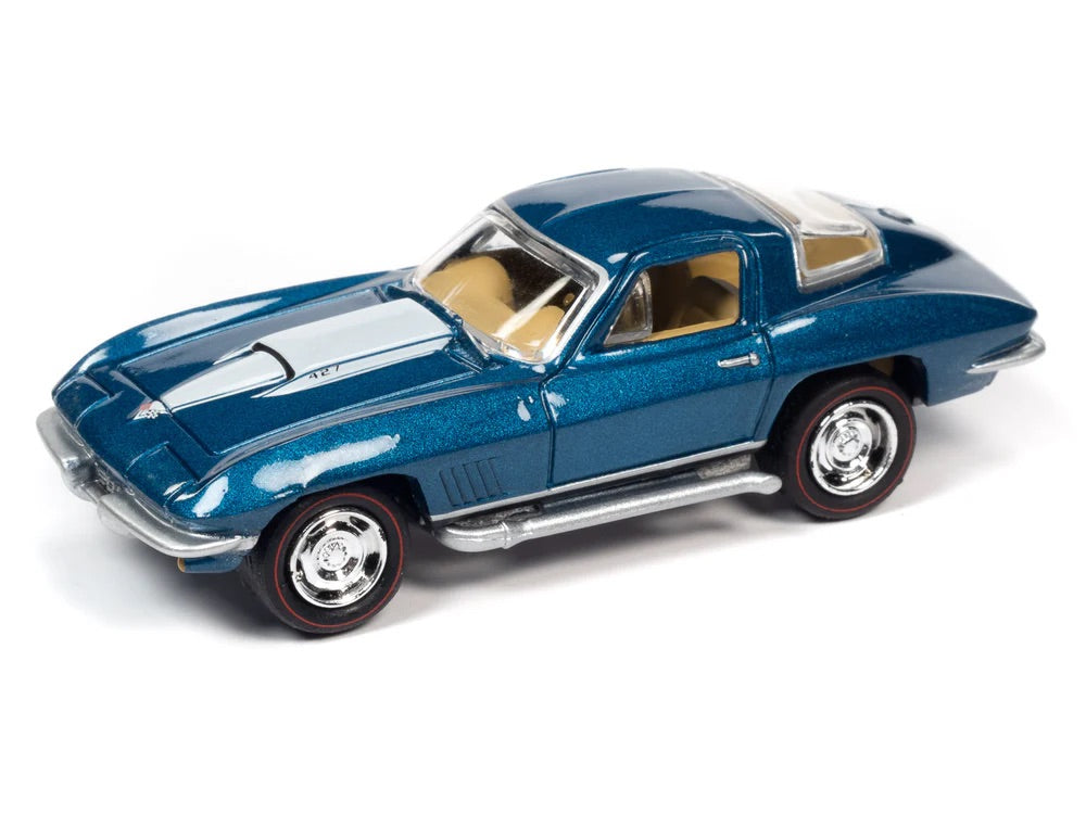 Johnny Lightning 1:64 die cast 1967 Chevy Corvette 427