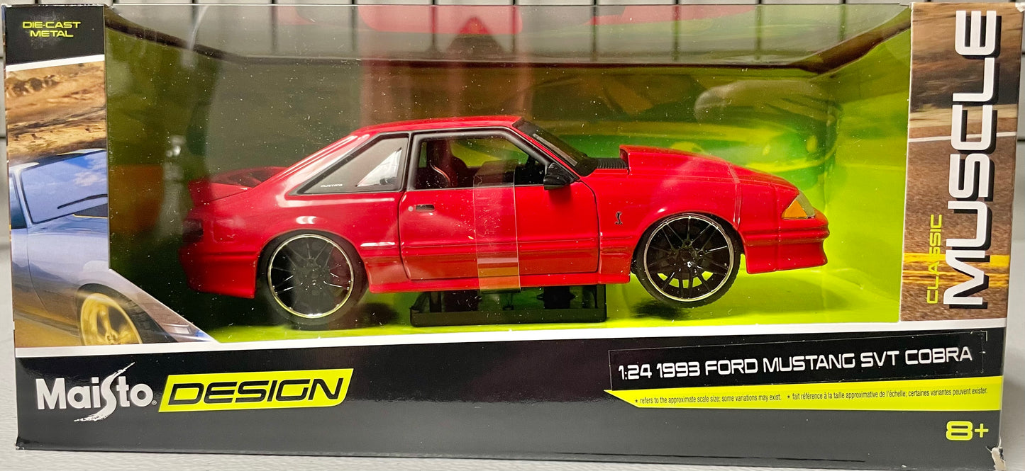 Maisto 1:24 die cast Custom 1993 Ford Mustang SVT Cobra