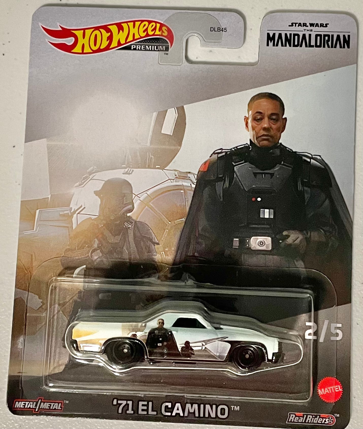 Hot Wheels 1:64 die cast Star Wars '71 Chevy El Camino