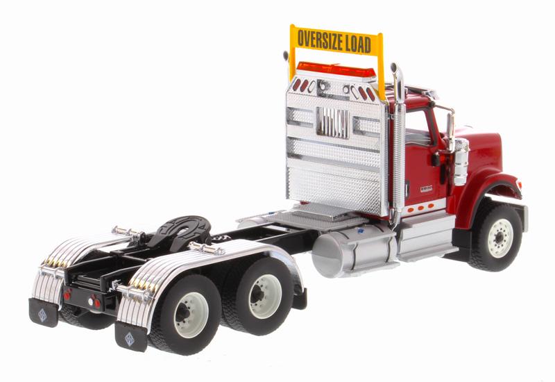 Diecast Masters 1:50 die cast International HX520 Tandem Axle Semi Red