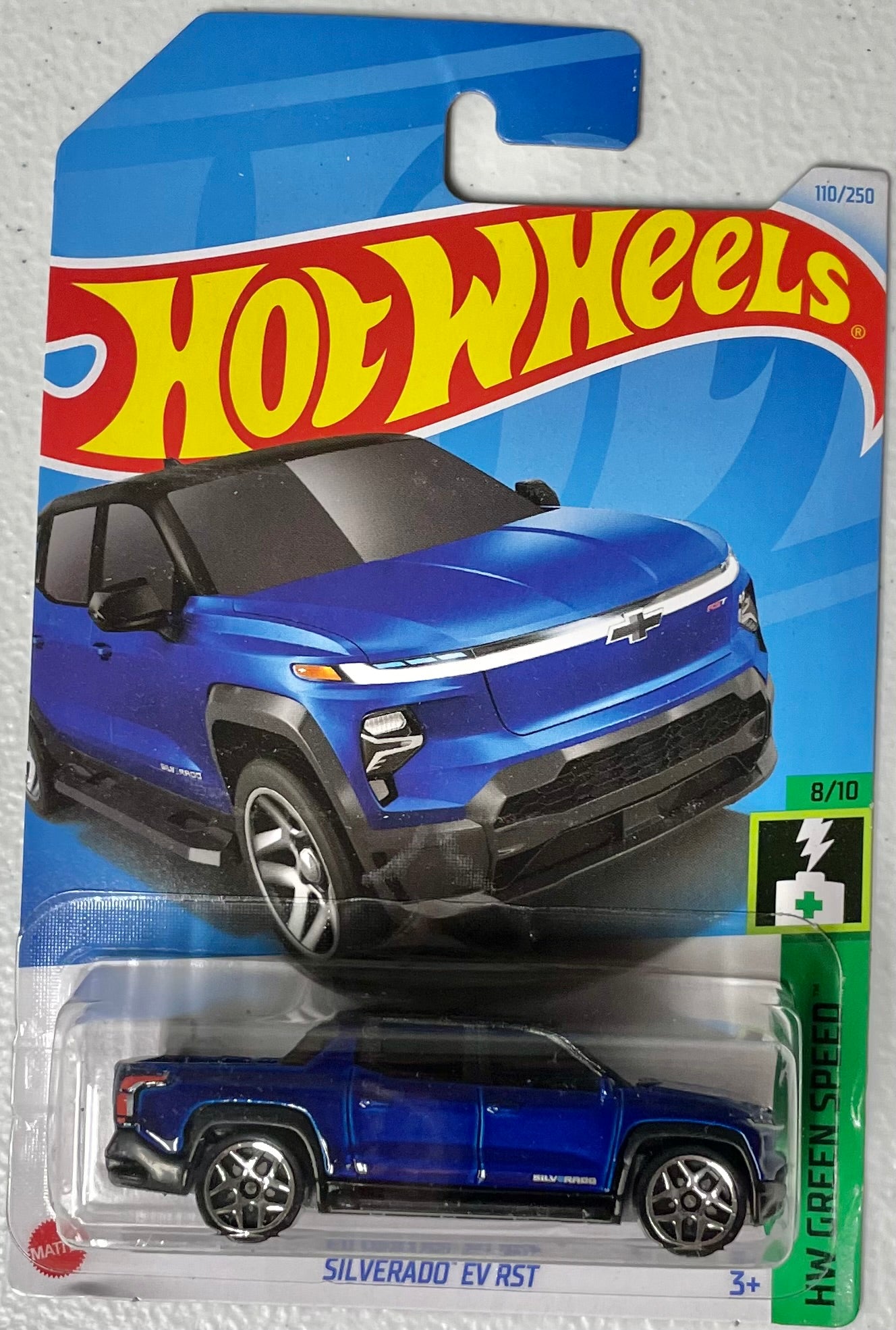 Hot Wheels 1:64 die cast Chevy Silverado EV RST