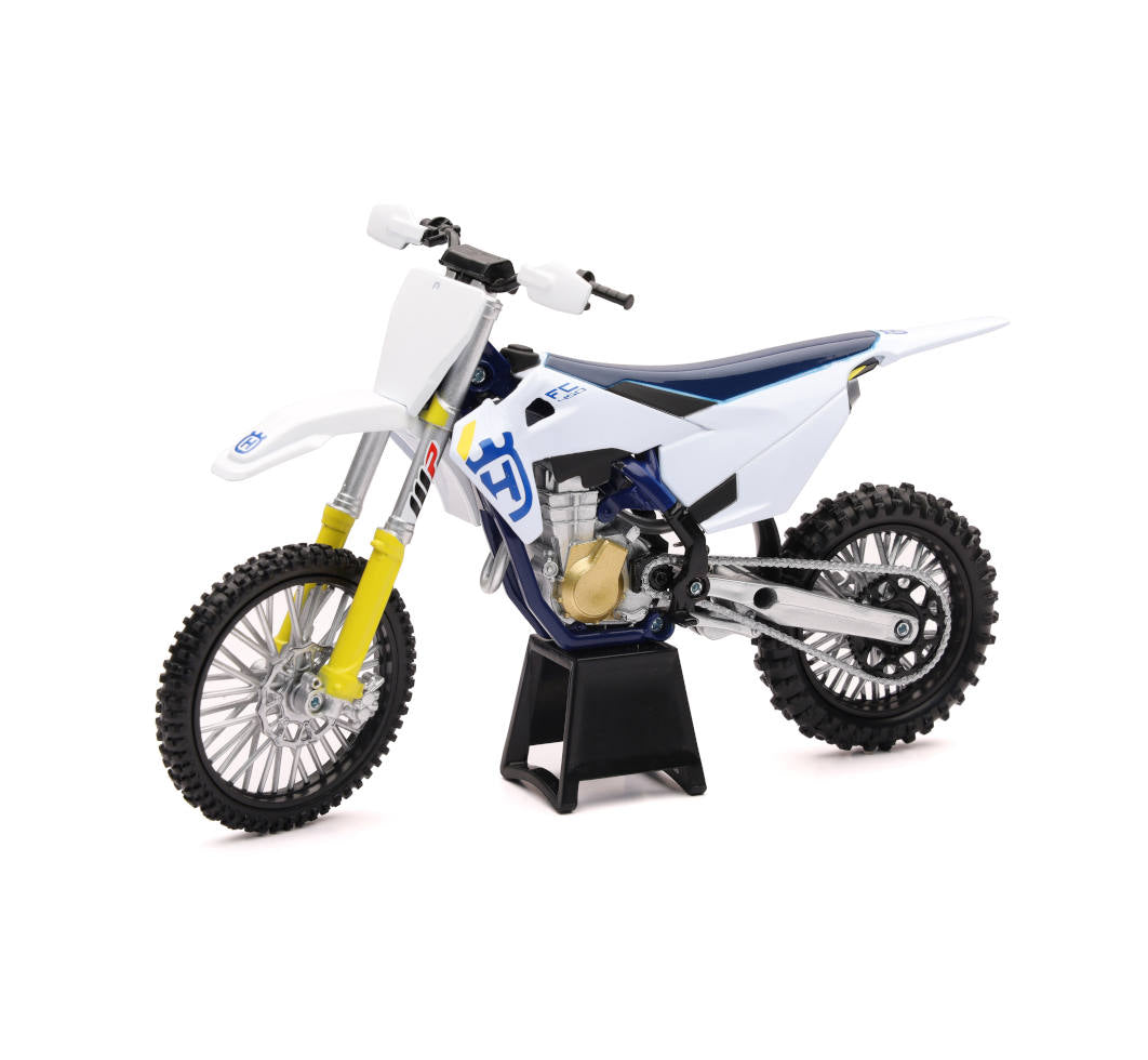 New Ray 1:12 die cast Husqvarna FC 450 Dirtbike