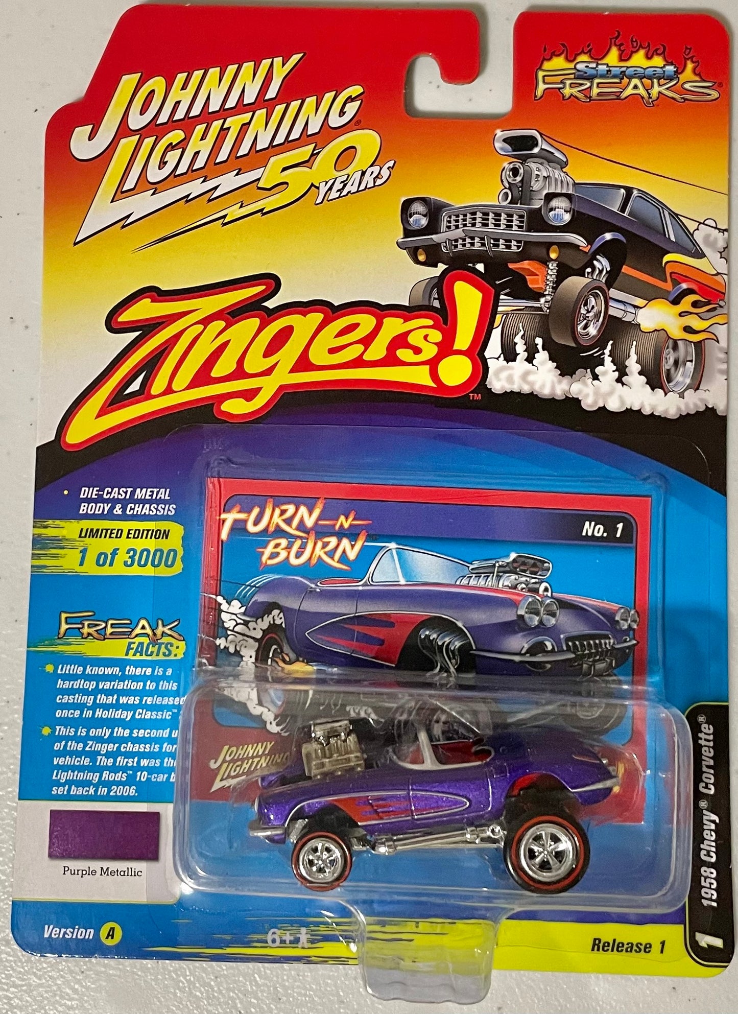 Johnny Lightning 1:64 die cast 1958 Chevy Corvette Custom