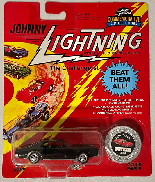 Johnny Lightning 1/64 The Challengers Custom Olds Toronado Black