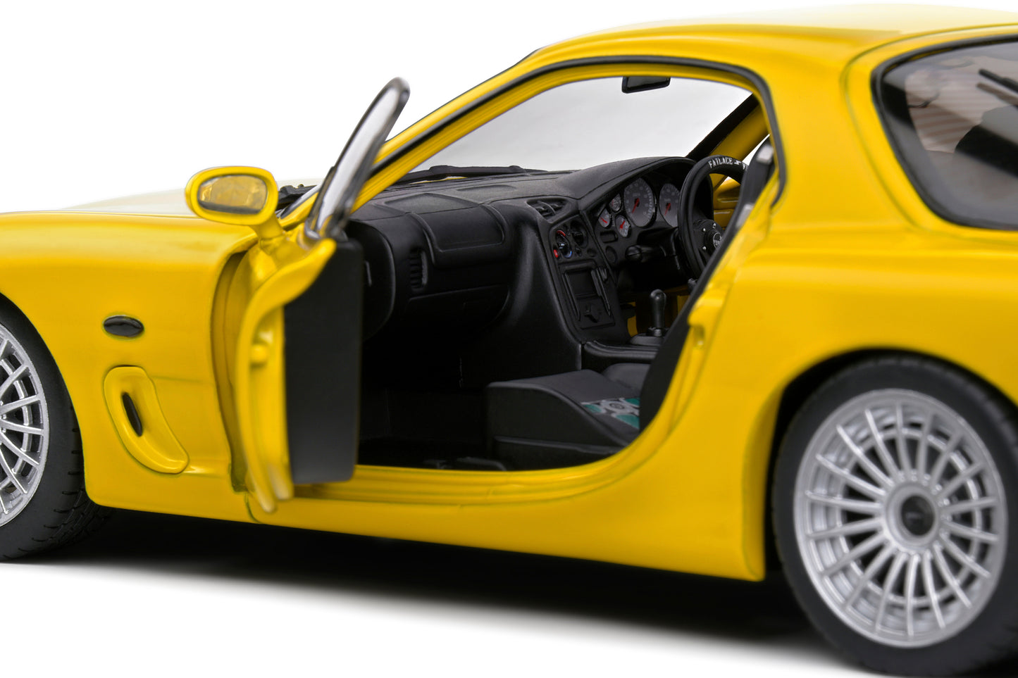 Solido 1:18 die cast 1994 Mazda RX7 Streetfighter Yellow