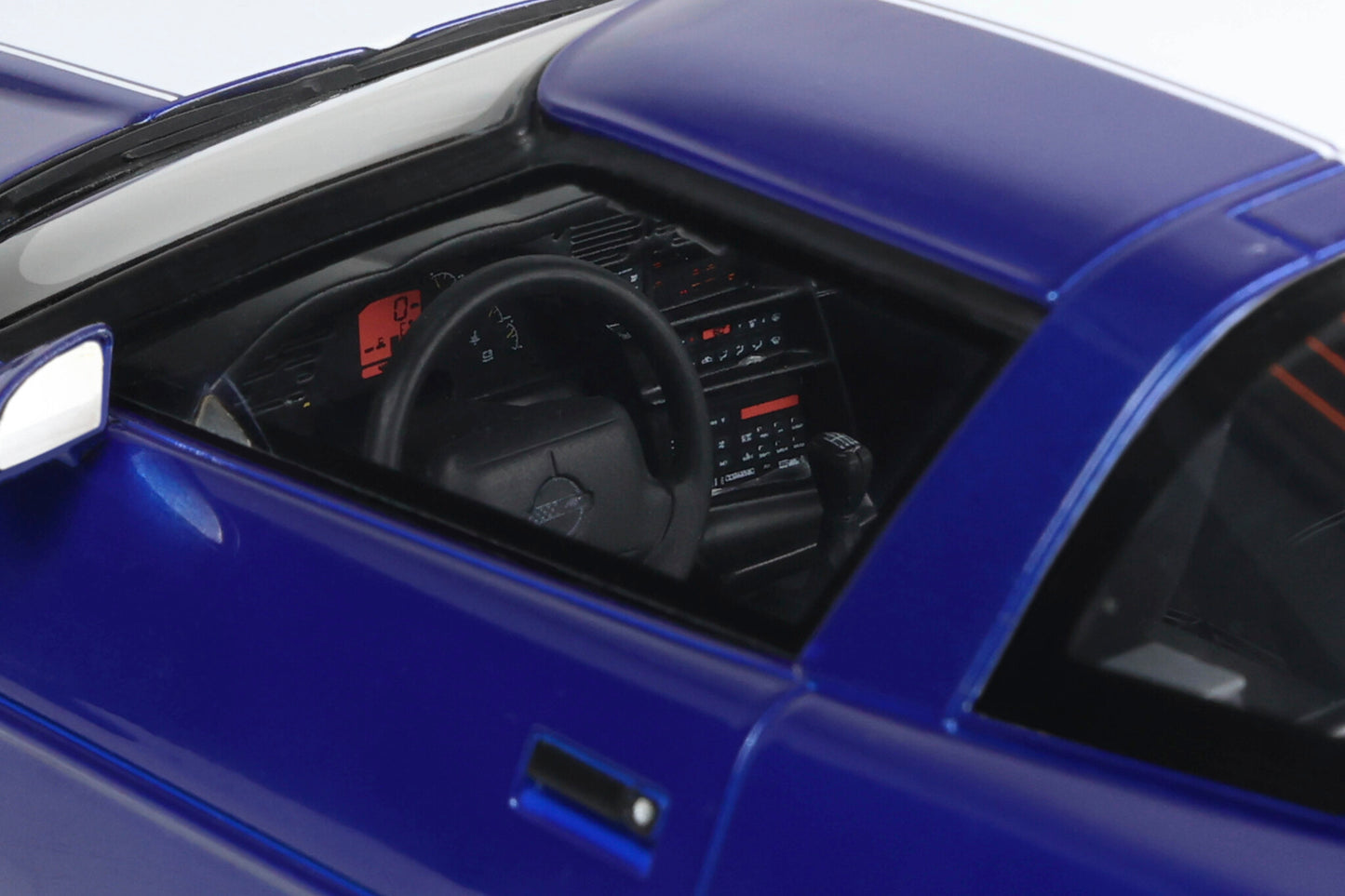 GT Spirit 1:18 Resin 1996 Chevy Corvette Gran Sport Blue