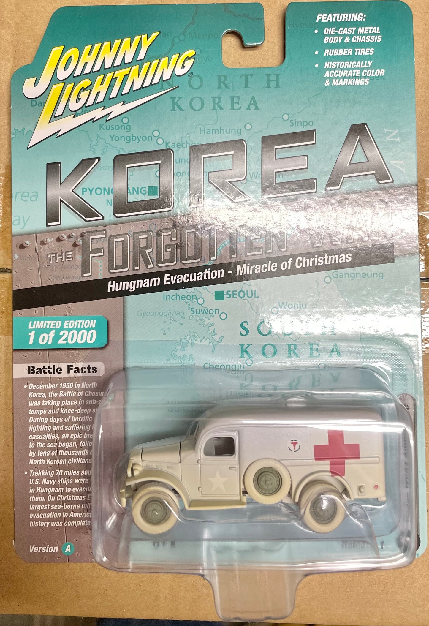 Johnny Lightning 1:64 die cast Korean War Dodge WC54 Ambulance CHASE