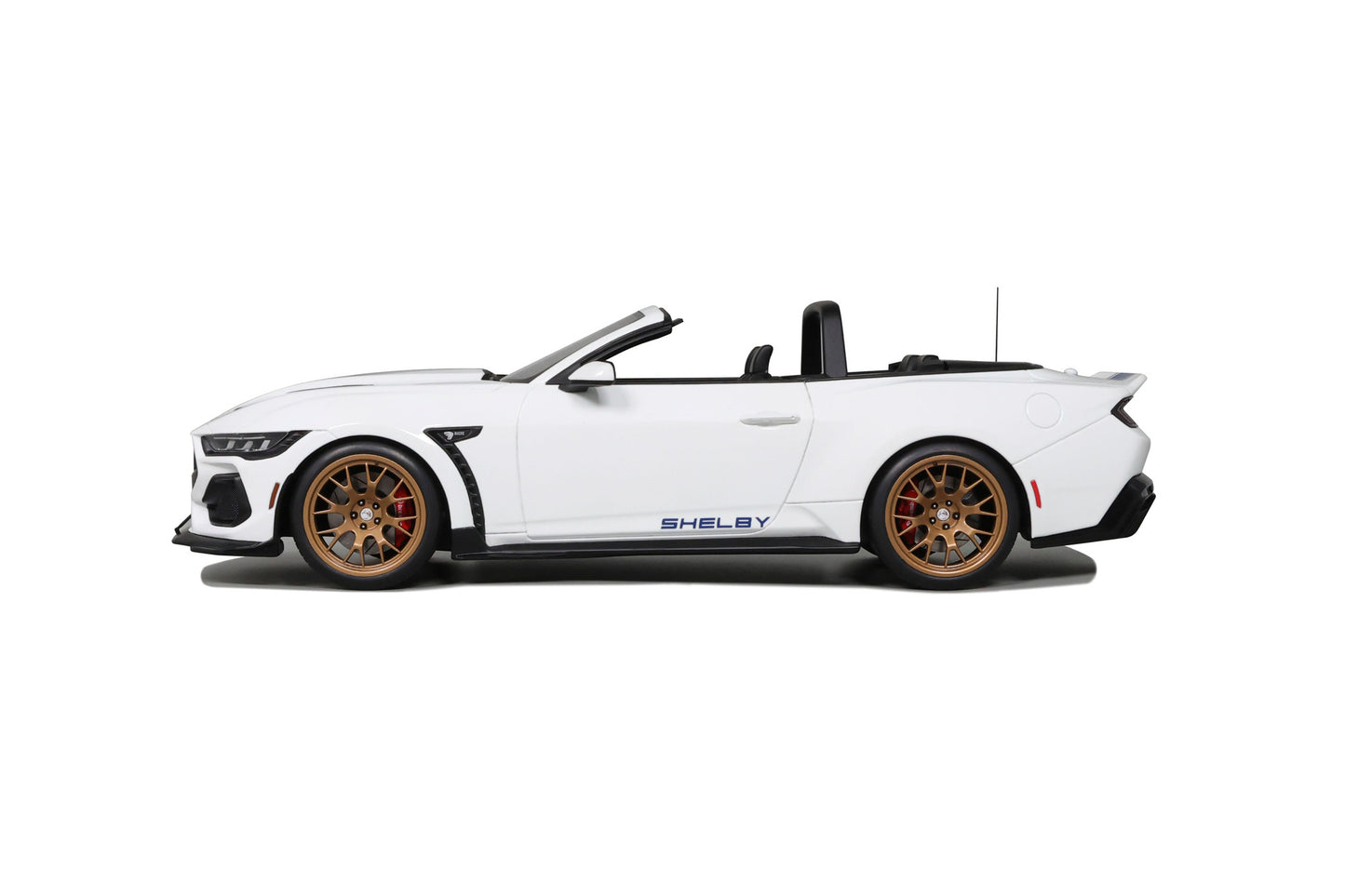GT Spirit 1:18 Resin 2025 Ford Mustang Shelby Super Snake Convertible White