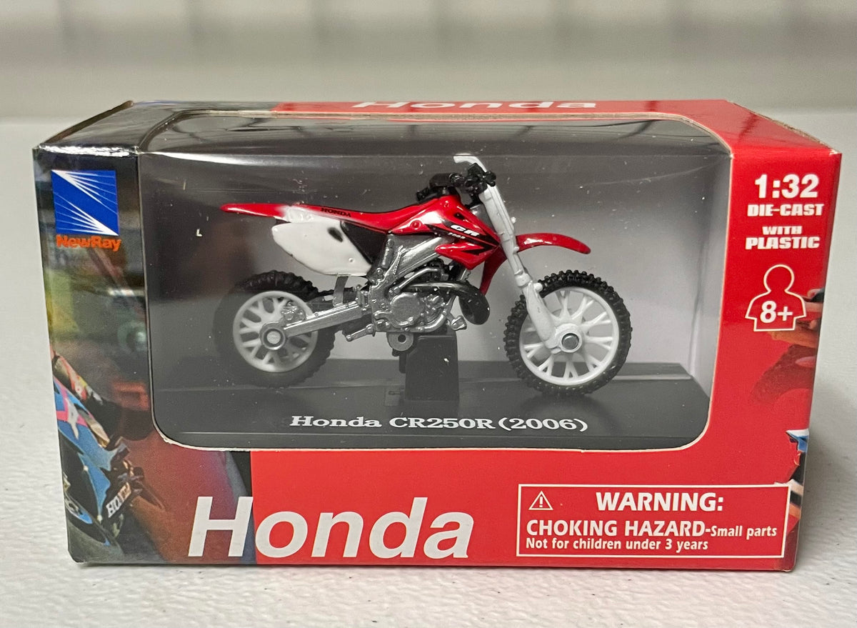 Moto De Metal A Escala 1:18 Honda CR250R - Modelo Coleccionable Con Base, Color Rojo Y Blanco (aproximadamente 11 Cm)