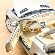 Norev 1:18 die cast 2003 Mercedes Benz SL500 Convertible