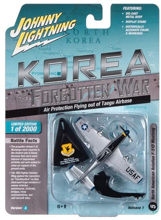 Johnny Lightning 1:64 die cast Korean War North American Aviation F-51D Mustang Airplane