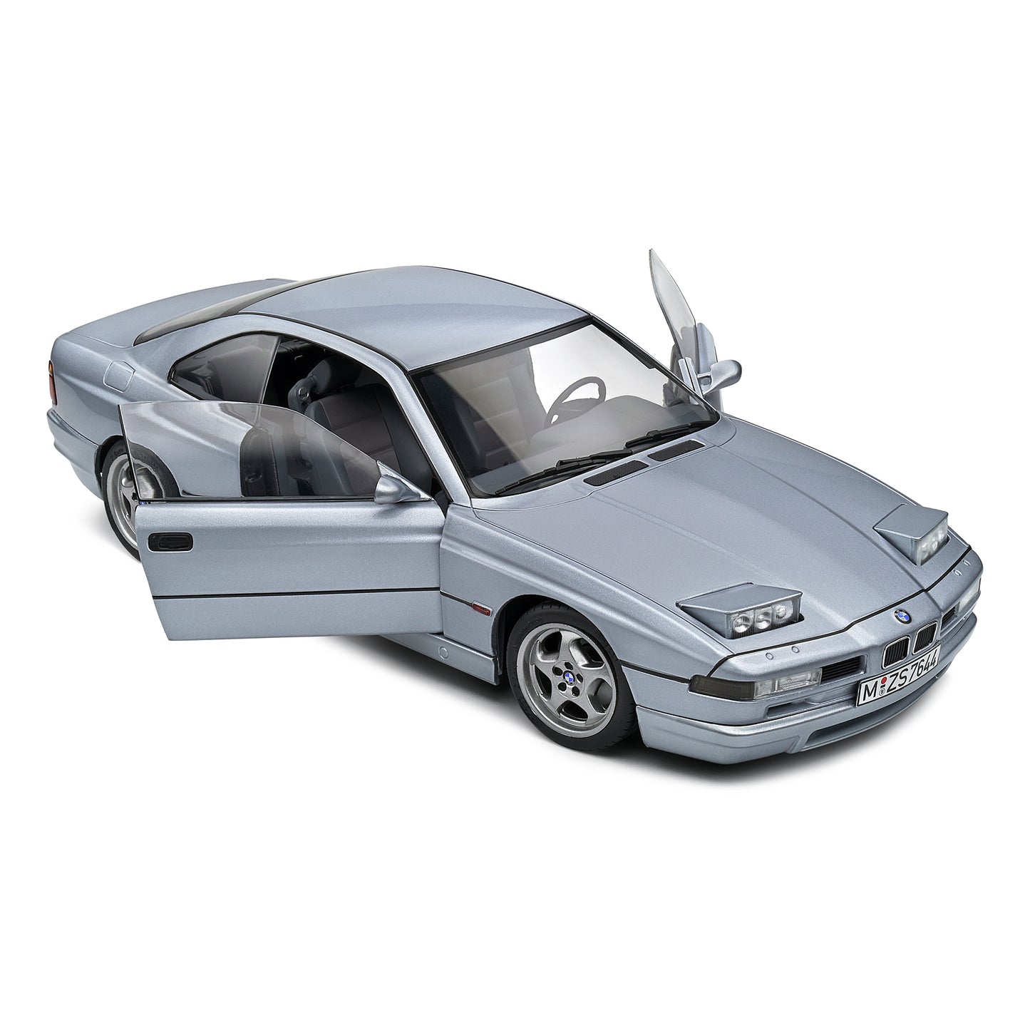 Solido 1:18 die cast 1992 BMW 850 CSi Coupe E31