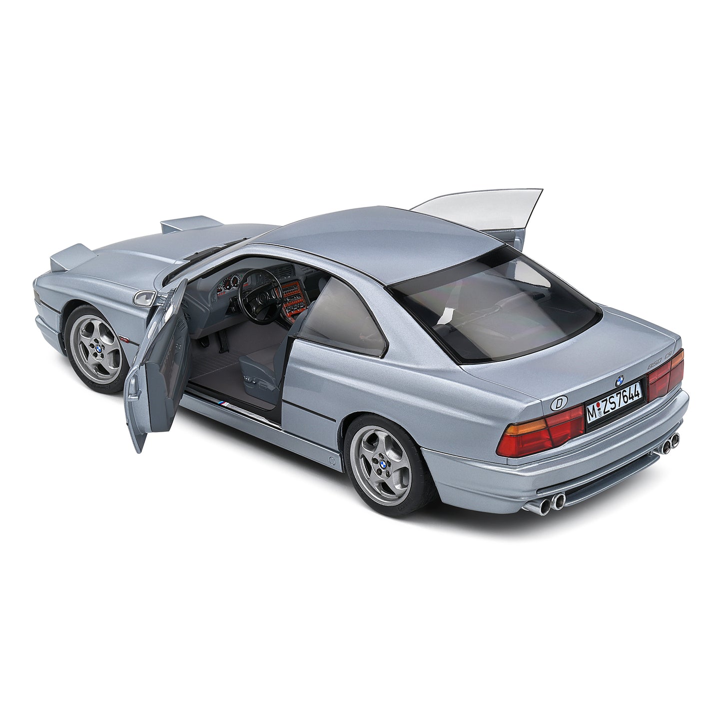Solido 1:18 die cast 1992 BMW 850 CSi Coupe E31
