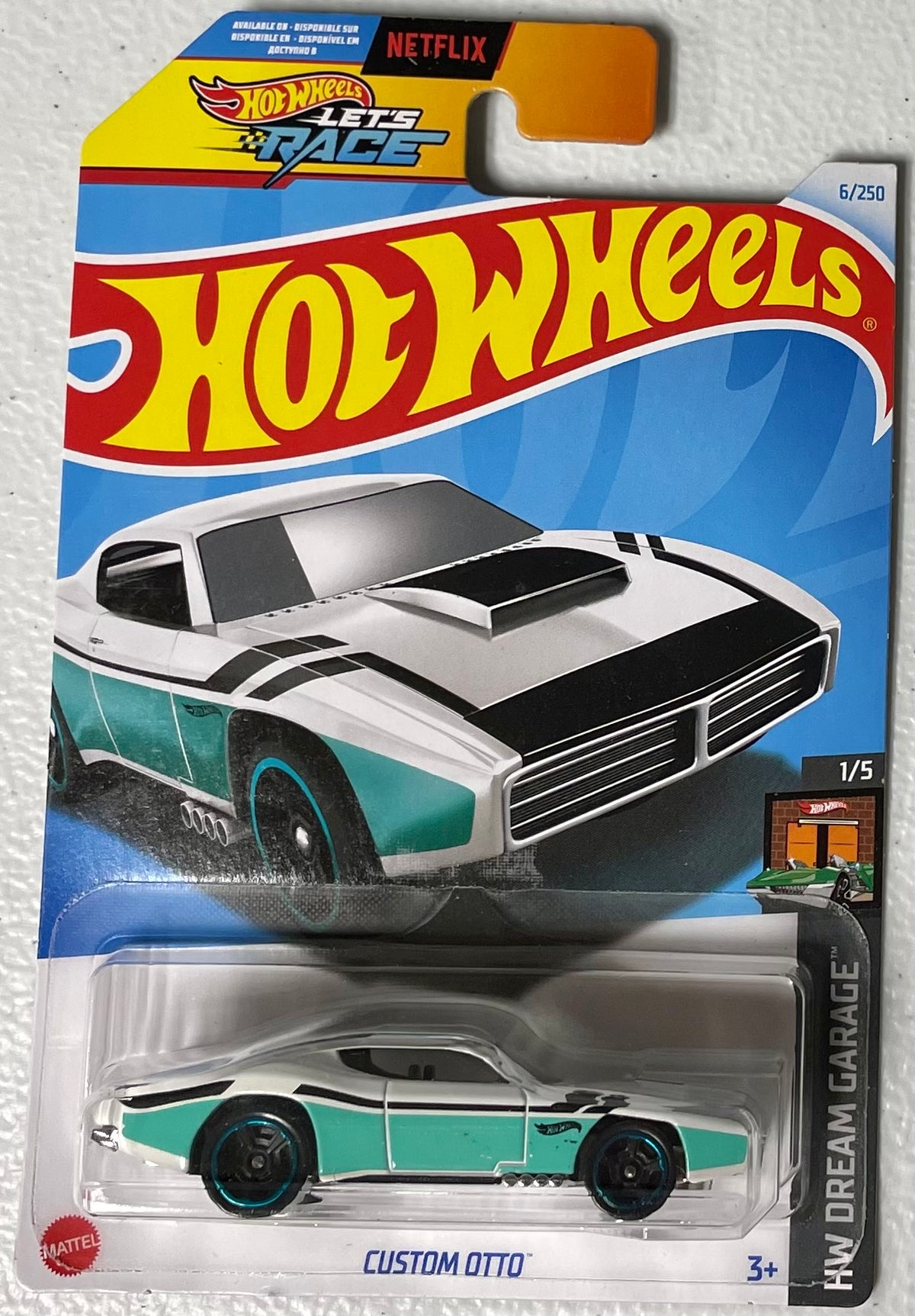 Hot Wheels 1:64 die cast Custom Otto Car