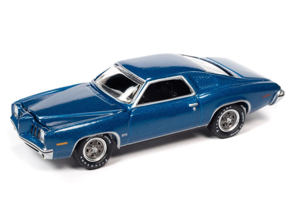 Johnny Lightning 1:64 die cast 1973 Pontiac Grand Am