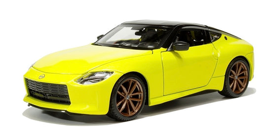 Maisto 1:24 die cast 2023 Nissan Z Yellow