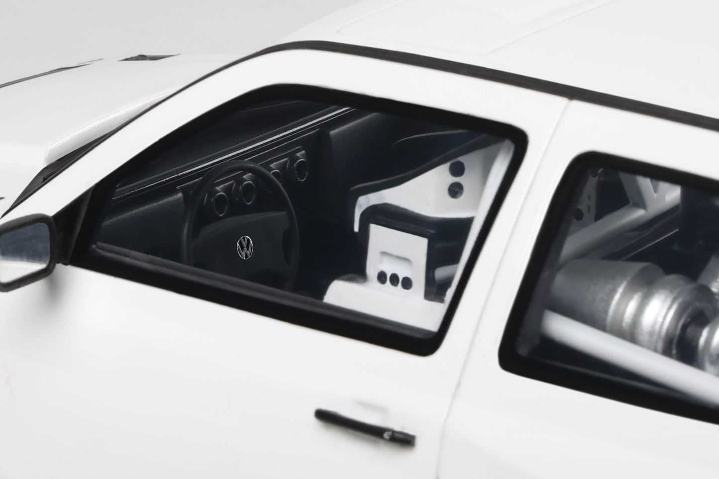 Ottomobile 1:18 Resin VW Golf lll Khyzyl Saleem White