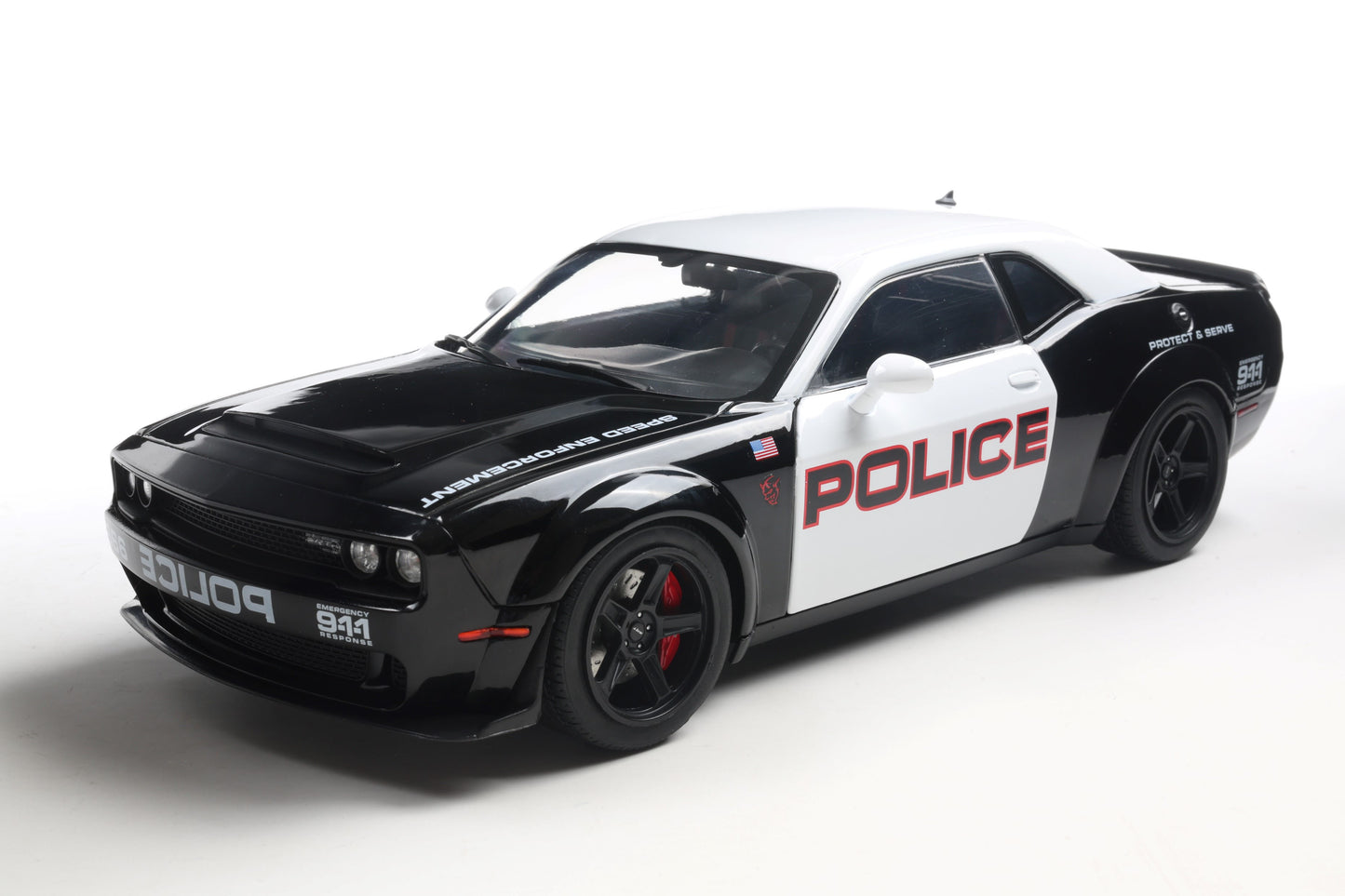 Solido 1:18 die cast 2023 Dodge Challenger SRT Demon Highway Patrol