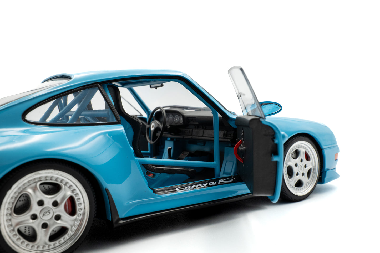 Solido 1:18 die cast 1997 Porsche 911 (993) Clubsport Blue