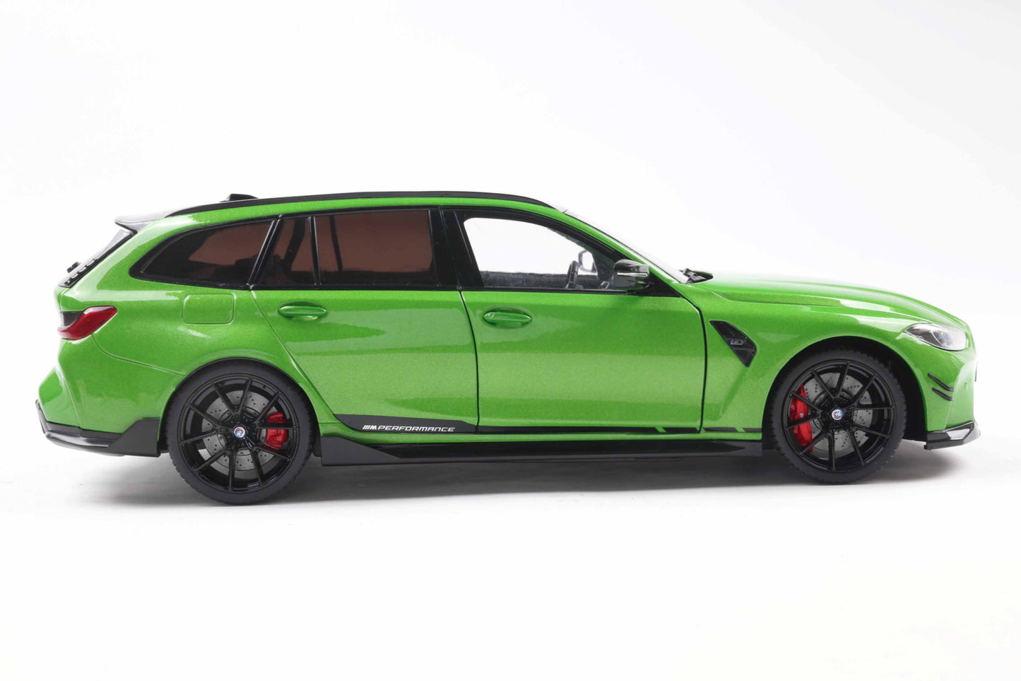 Solido 1:18 die cast 2024 BMW Competition M3 XDrive Touring Wagon Metallic Green