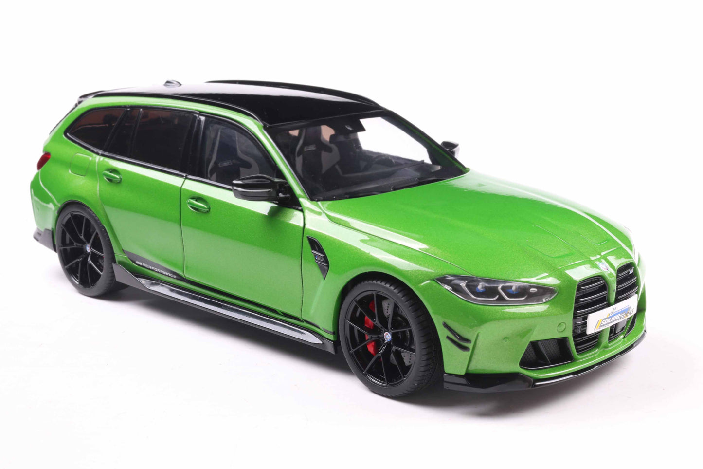 Solido 1:18 die cast 2024 BMW Competition M3 XDrive Touring Wagon Metallic Green