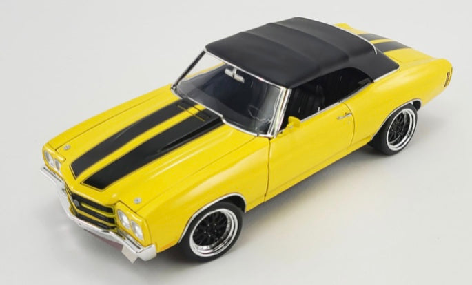 Acme 1:18 die cast 1970 Chevrolet Chevelle SS convertible Restomod