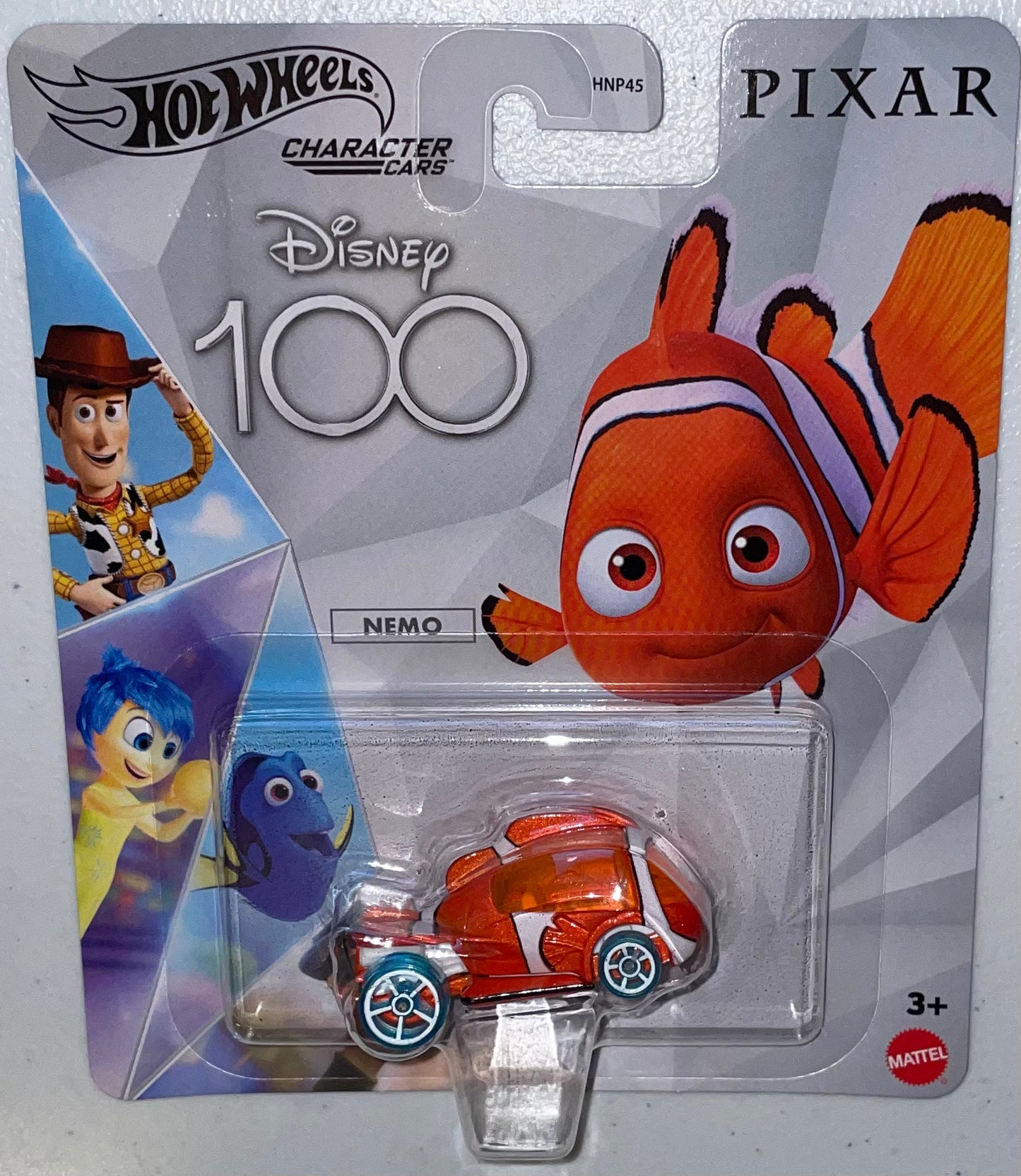 Hot Wheels Disney 100th 1:64 die cast Nemo Vehicle