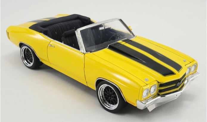 Acme 1:18 die cast 1970 Chevrolet Chevelle SS convertible Restomod